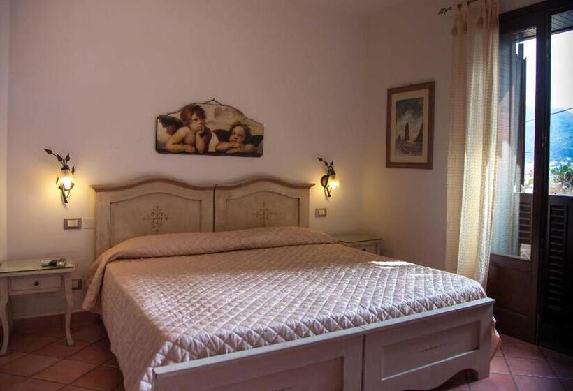 Habitació Estàndard amb Balconada, B&b Alta Marea Lipari