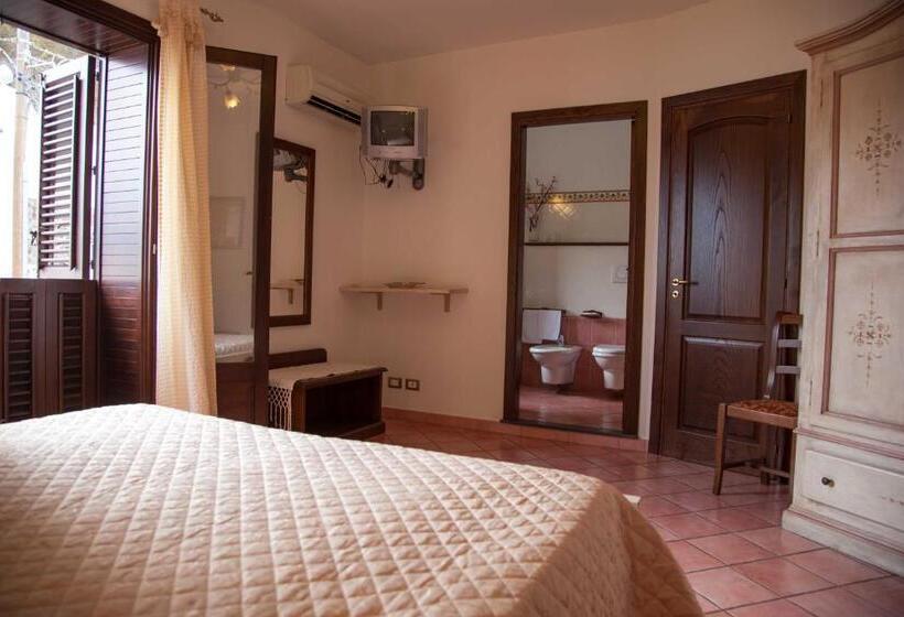 Habitació Estàndard amb Balconada, B&b Alta Marea Lipari