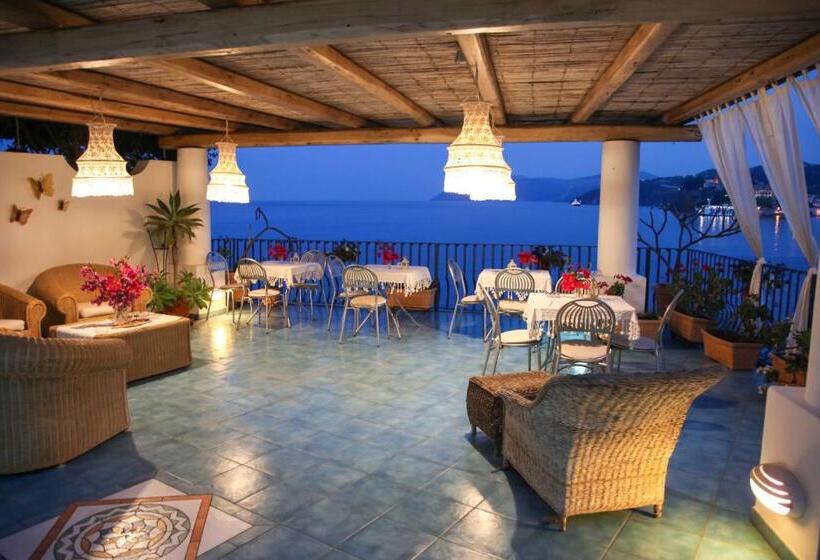 Habitació Estàndard amb Balconada, B&b Alta Marea Lipari