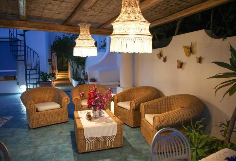 Habitació Estàndard amb Balconada, B&b Alta Marea Lipari