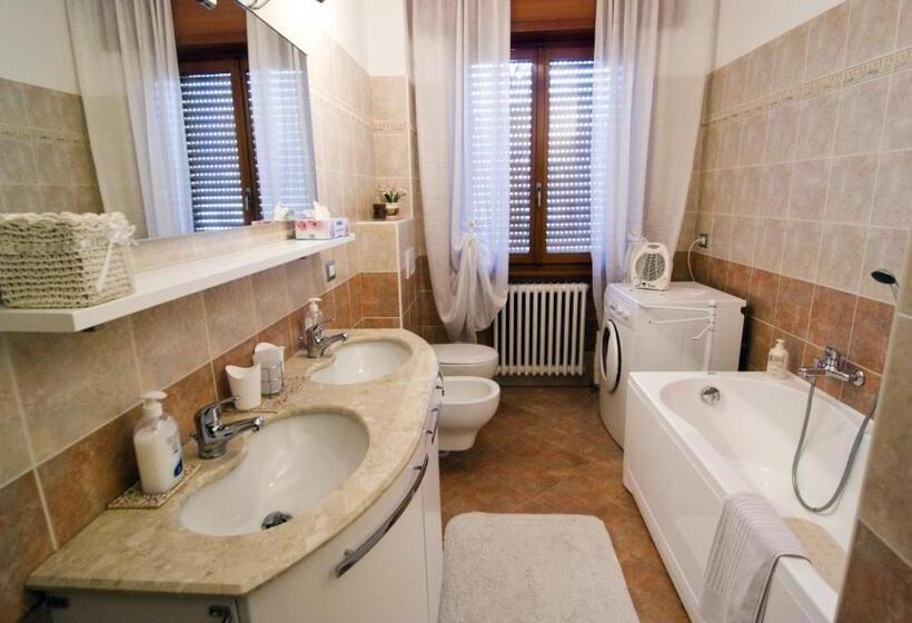 اتاق استاندارد, B&b Da Lori