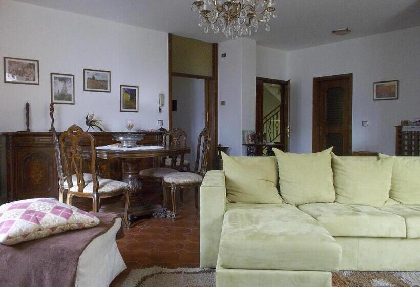 آپارتمان 1 خوابه با چشم‌انداز باغ, B&b Da Lori