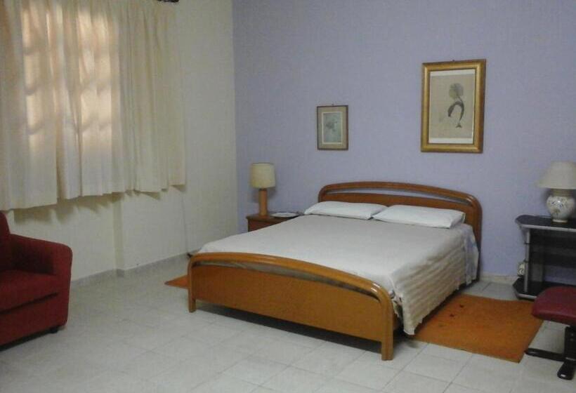 标准间, B&b Tio Pepe