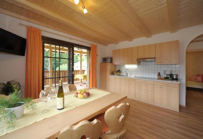 Апартаменты Deluxe 3 Спальни, Hofer Hof