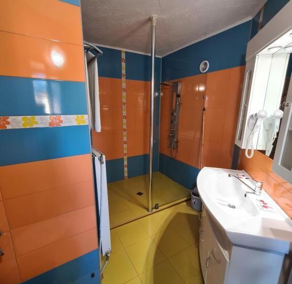 סוויטת ג'וניור עם מרפסת, Vila Kalvachevi