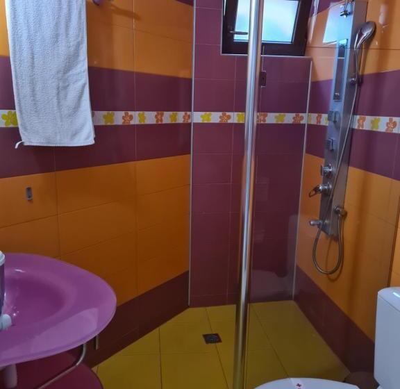 חדר סטנדרט עם ג'קוזי, Vila Kalvachevi