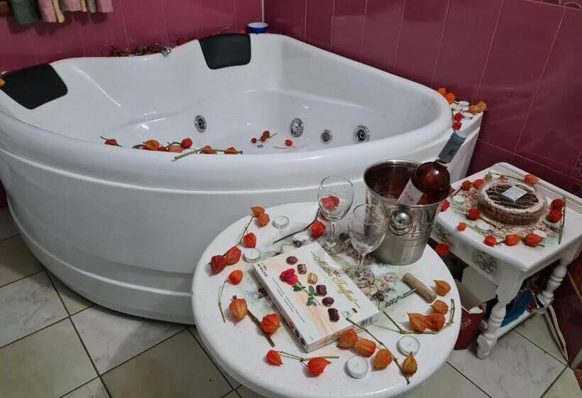 חדר סטנדרט עם ג'קוזי, Vila Kalvachevi