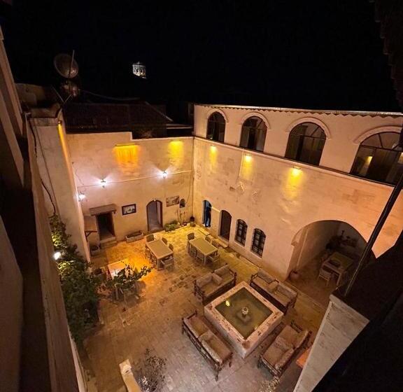 اتاق استاندارد چهار تخته, Aslan Guest House