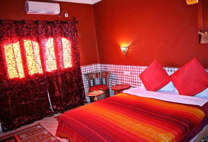 سوییت, Dar Ayour Todra Gorges