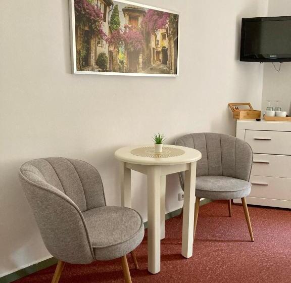 スタンダードルーム, Guesthouse Mikuláš Mikulov   Free Parking In The City Center