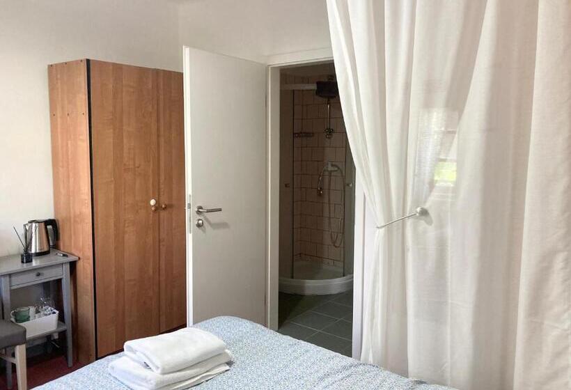 エコノミールーム, Guesthouse Mikuláš Mikulov   Free Parking In The City Center