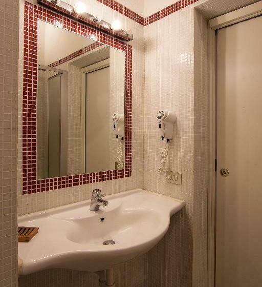 Четырехместный Номер Стандарт, Porta Vivaria Orvieto  Private Parking