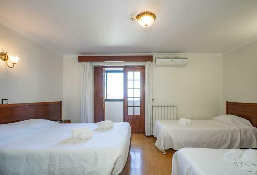 غرفة عائلية, Santa Barbara By Umbral