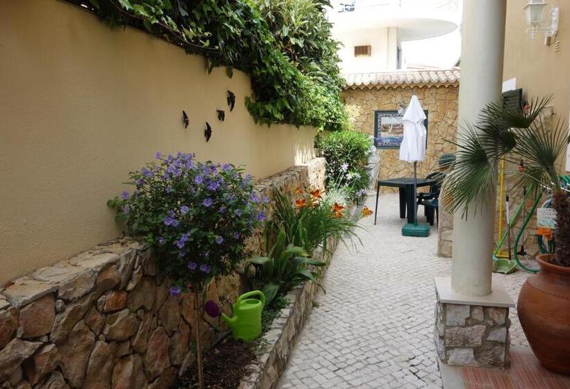 اتاق استاندارد با چشمانداز باغ, Vila Atlântida