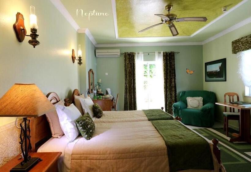 اتاق استاندارد با چشمانداز باغ, Vila Atlântida