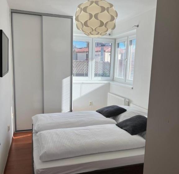 شقة 3 غرف, Vila Tatra