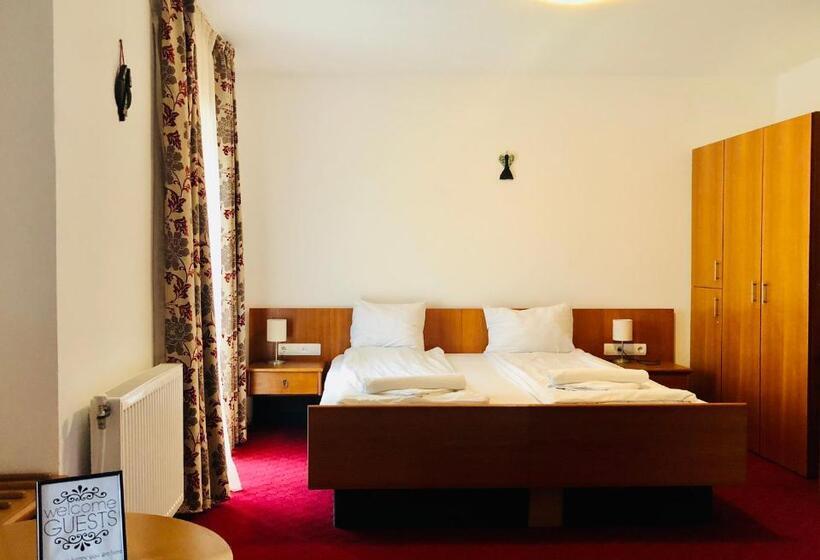 חדר משפתחתי סופריור, Pensiune & Restaurant Kalinder