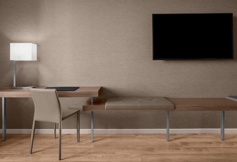 اتاق استاندارد با تخت بزرگ برای معلولان, Ac Hotel By Marriott Bozeman Downtown