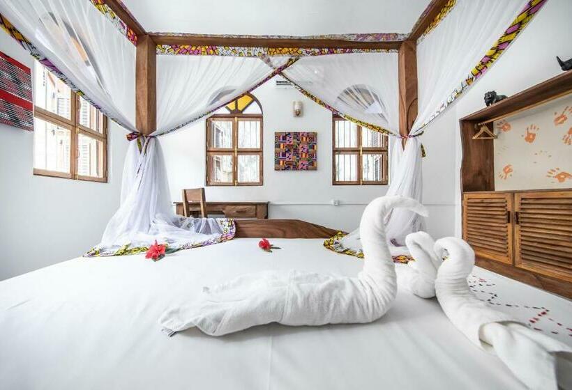 デラックスルーム, Shoki Shoki House Stone Town