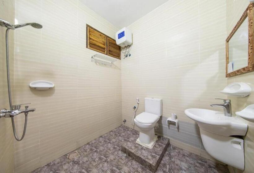 スタンダードルーム, Shoki Shoki House Stone Town