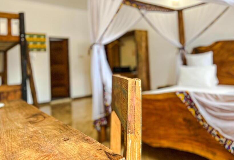 デラックスファミリールーム, Shoki Shoki House Stone Town