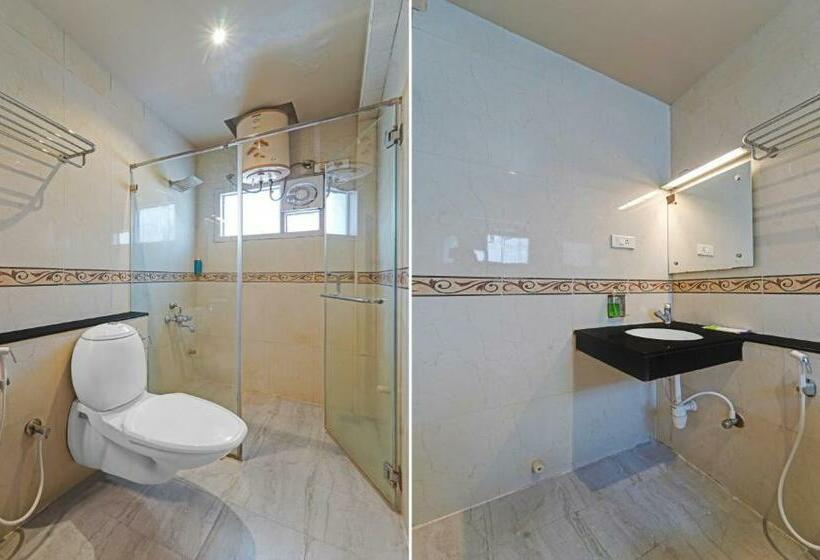 デラックスルーム, Upar Hotels Cinecity Kodambakkam Raghavendra Mandapam