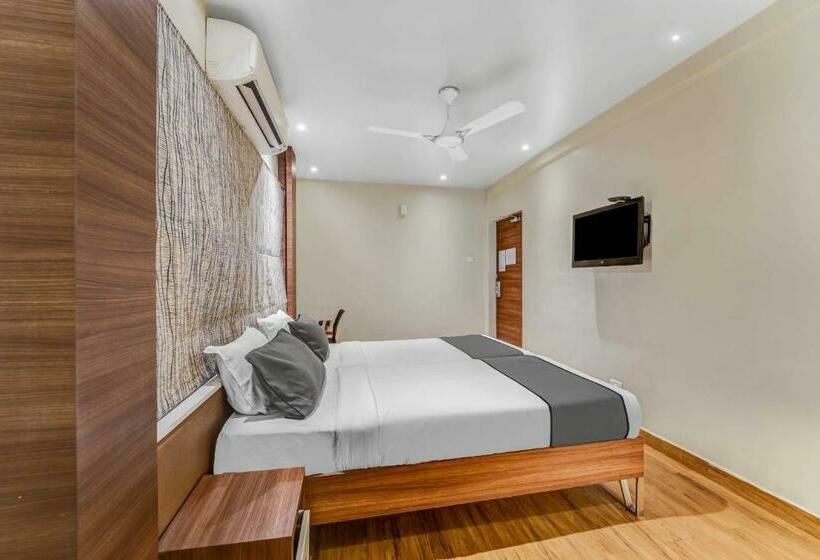 デラックスルーム, Upar Hotels Cinecity Kodambakkam Raghavendra Mandapam