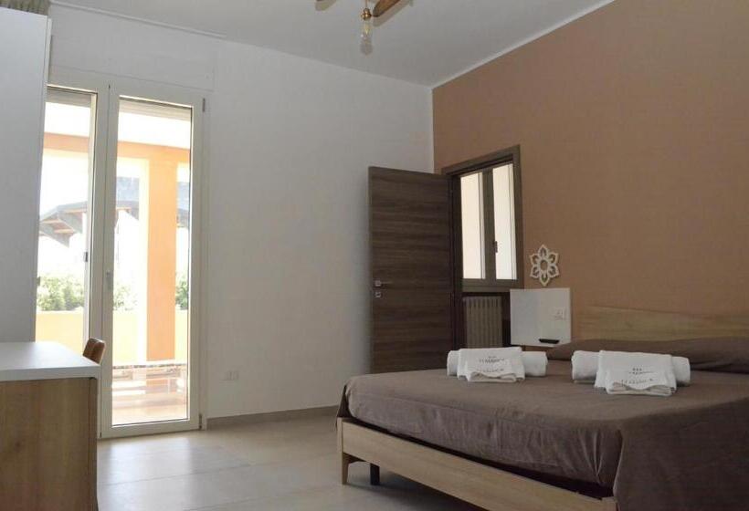 Трехместный Номер Стандарт с Балконом, B&b Li Manca