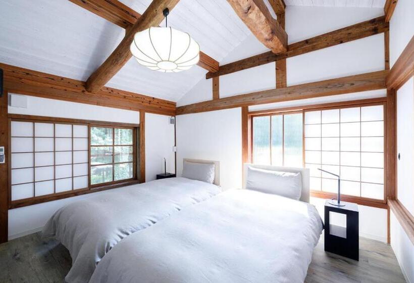 Дом 2 Спальни, Denpaku Komatsu