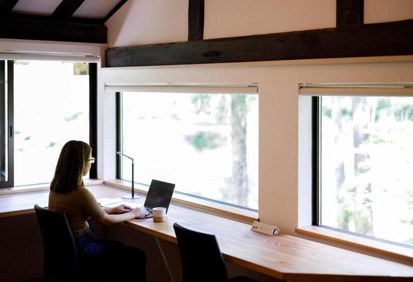 Дом 1 Спальня, Denpaku Komatsu