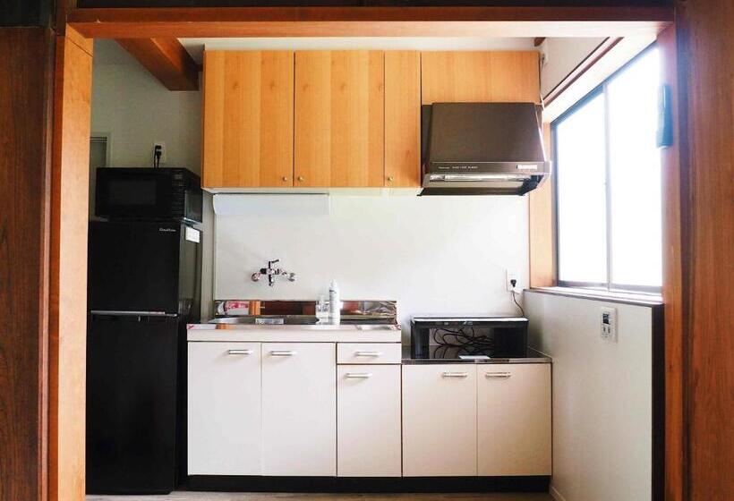 Дом 2 Спальни, Denpaku Komatsu