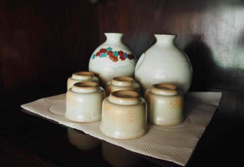 Дом 2 Спальни, Denpaku Komatsu