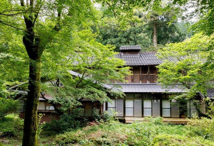 Дом 1 Спальня, Denpaku Komatsu