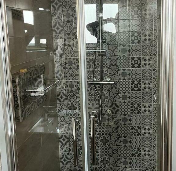 اتاق استاندارد, La Villa Saint Jean