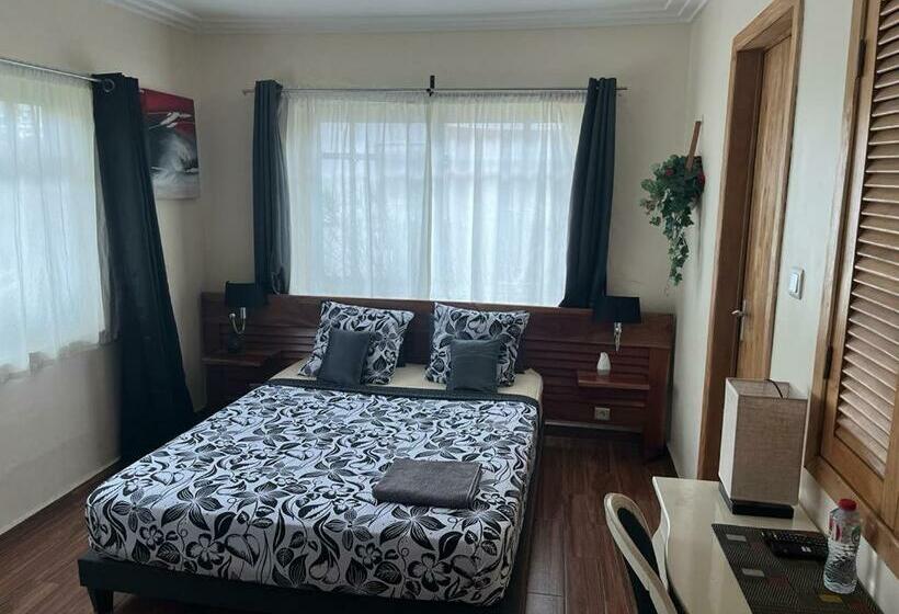 اتاق استاندارد, La Villa Saint Jean