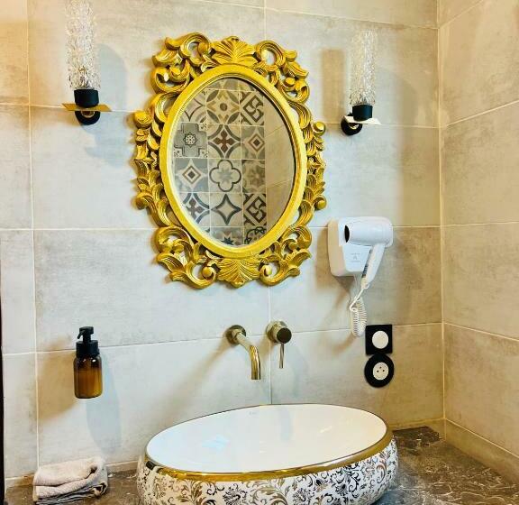 اتاق استاندارد با بالکن, La Villa Saint Jean