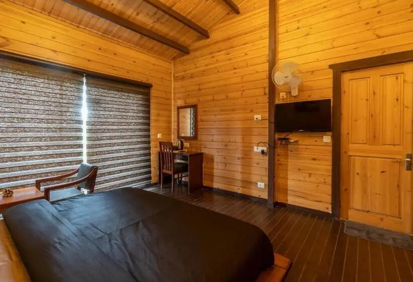 景色の見えるスーペリアルーム, The Hosteller Kasar Devi