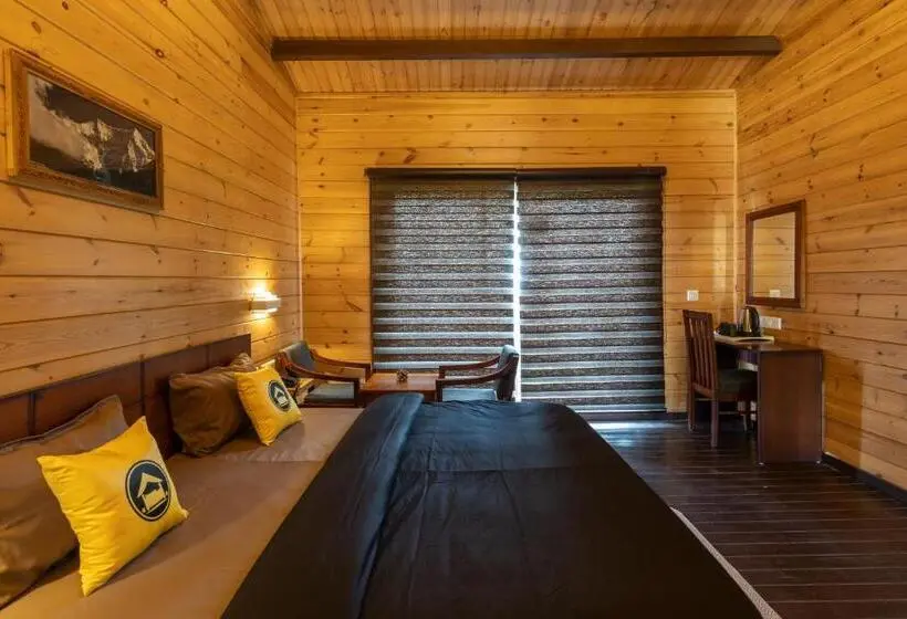 景色の見えるスーペリアルーム, The Hosteller Kasar Devi