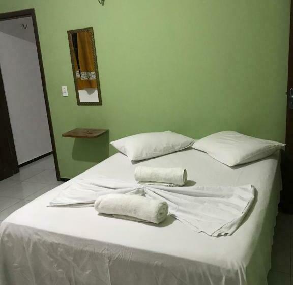 חדר סטנדרט לארבעה, Pousada Maria Sara