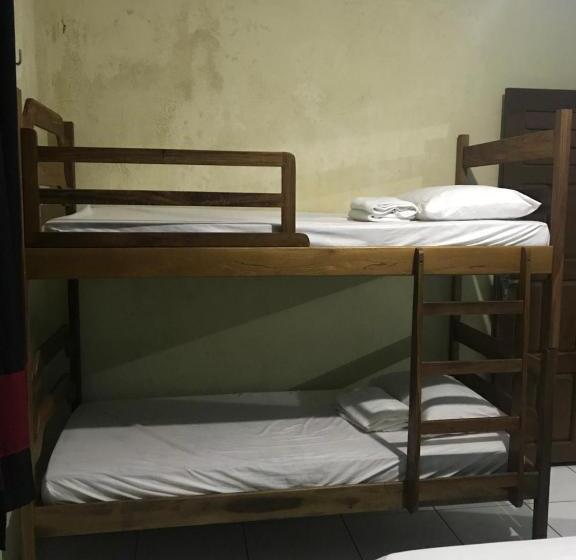 חדר סטנדרט לארבעה, Pousada Maria Sara