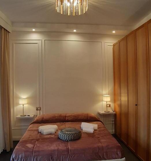 اتاق لوکس با چشم‌انداز دریا, B&b Diamond