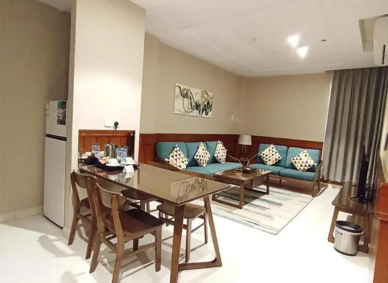 استودیوی استاندارد, Biz Hotel Apartments