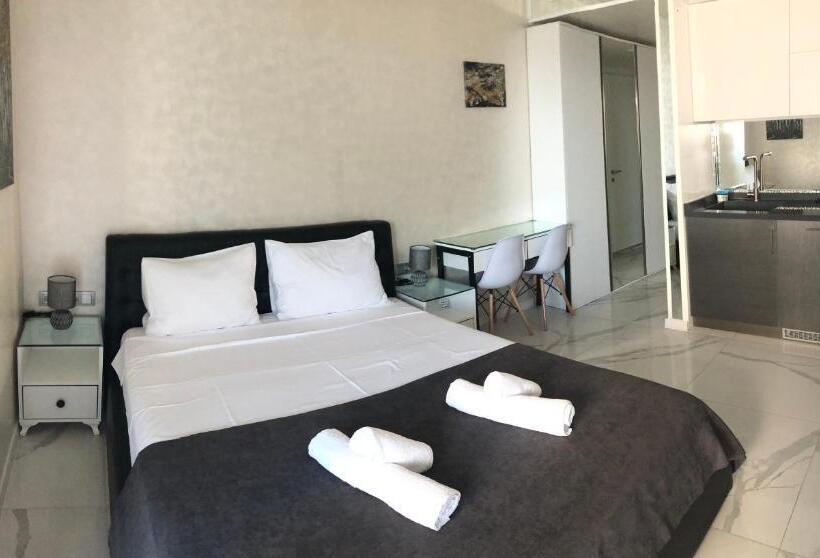 استودیوی استاندارد با چشمانداز دریا, Black Sea Vi Dari Apartments