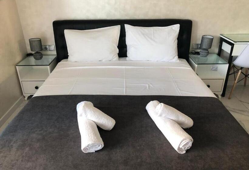 استودیوی استاندارد با چشم‌انداز دریا, Black Sea Vi Dari Apartments