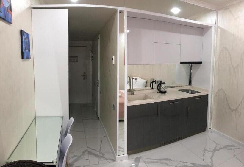 استودیوی استاندارد با چشمانداز دریا, Black Sea Vi Dari Apartments