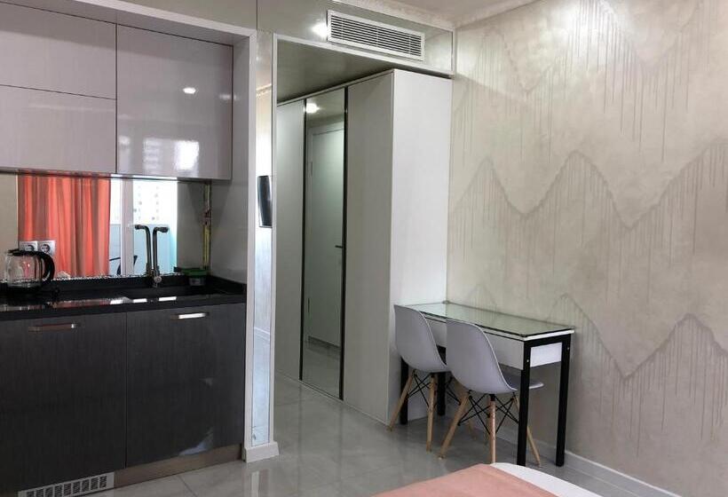 1 Bedroom Apartment Lake View, Black Sea Vi Dari Apartments