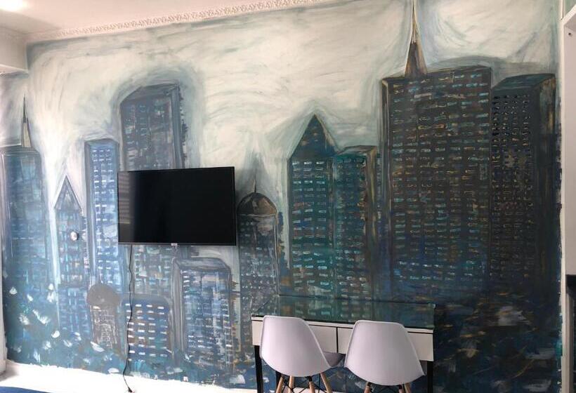 استودیوی استاندارد, Black Sea Vi Dari Apartments