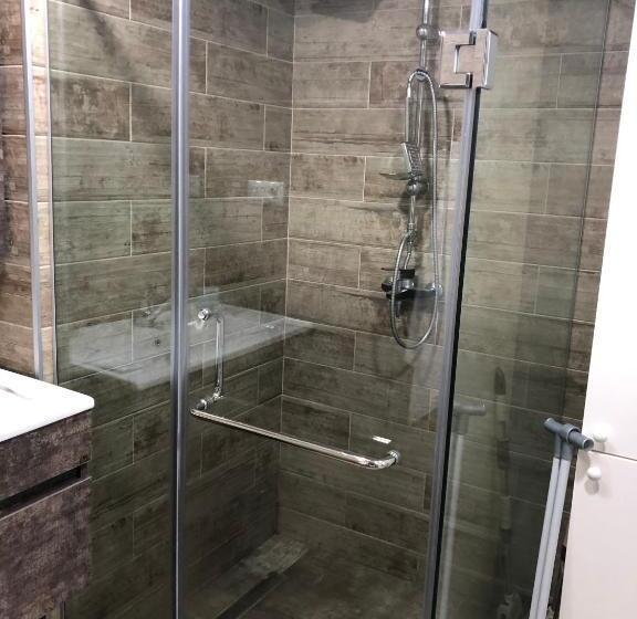 استودیوی سوپریور, Black Sea Vi Dari Apartments