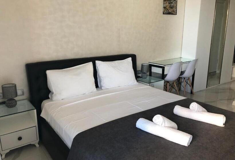 استودیوی استاندارد با چشمانداز دریا, Black Sea Vi Dari Apartments