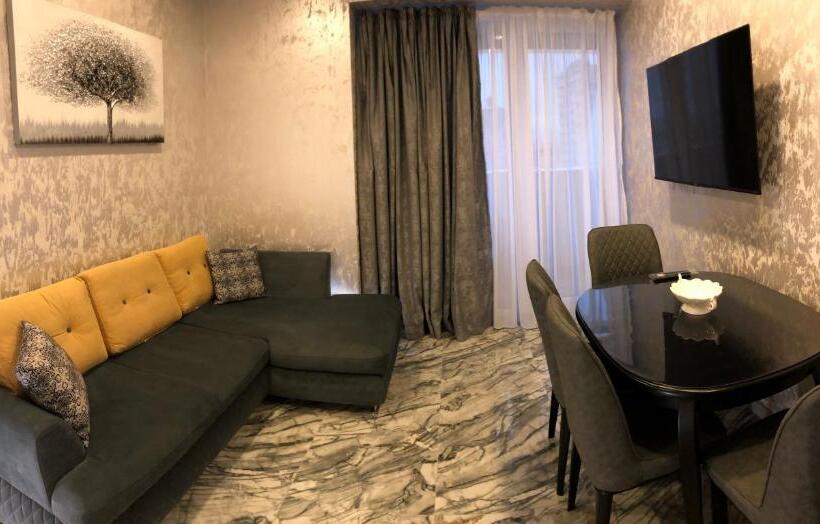 اتاق لوکس خانوادگی, Black Sea Vi Dari Apartments